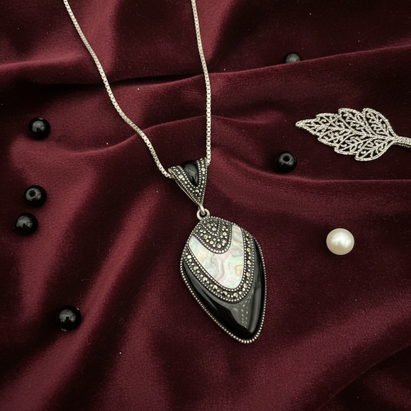 925 Sterling Silver Jewelry - Silber Black Onyx , mother of pearl, and Marcasite accents